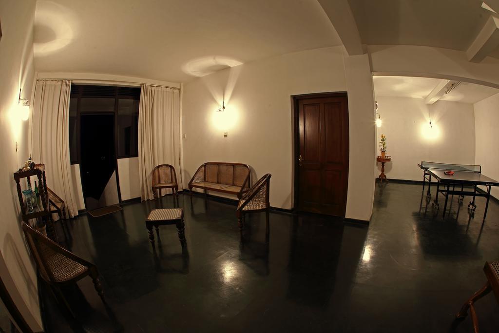 Banda Casa, Kandy Bagian luar foto