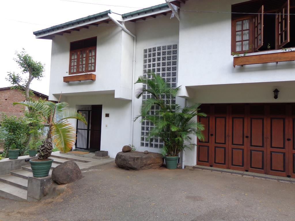 Banda Casa, Kandy Bagian luar foto
