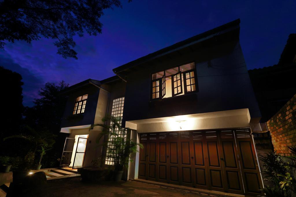 Banda Casa, Kandy Bagian luar foto