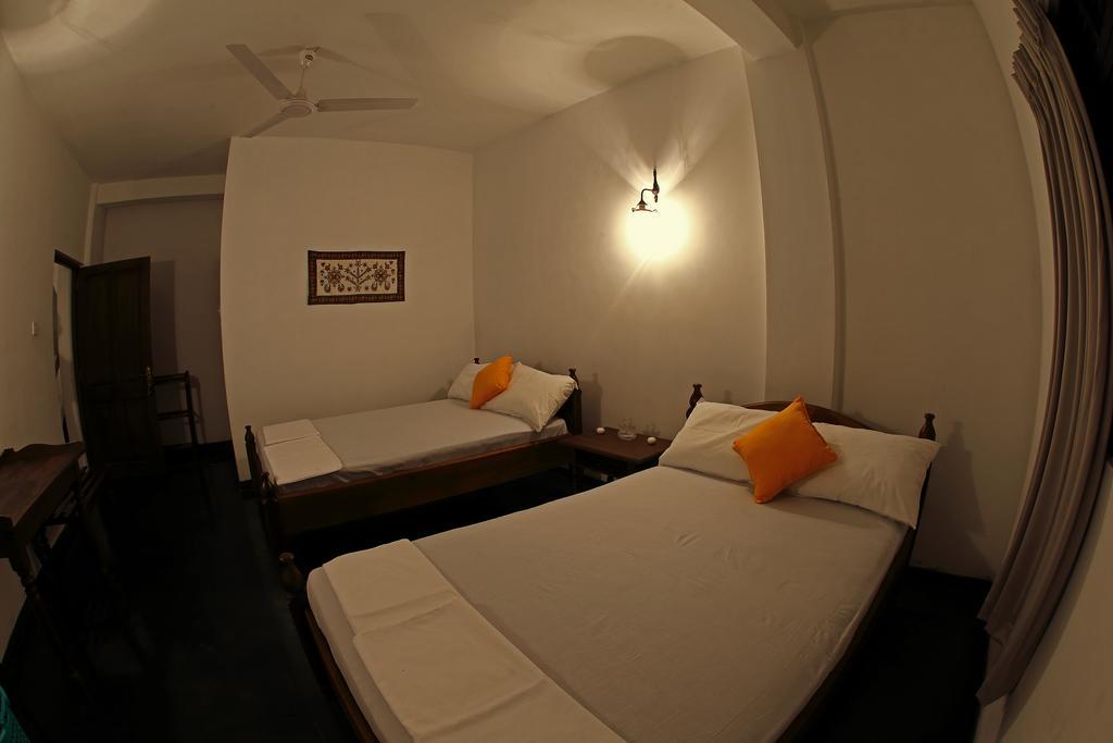 Banda Casa, Kandy Bagian luar foto