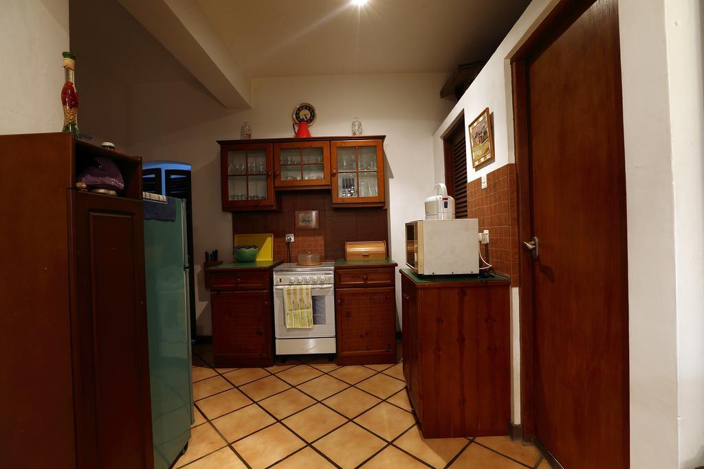 Banda Casa, Kandy Bagian luar foto