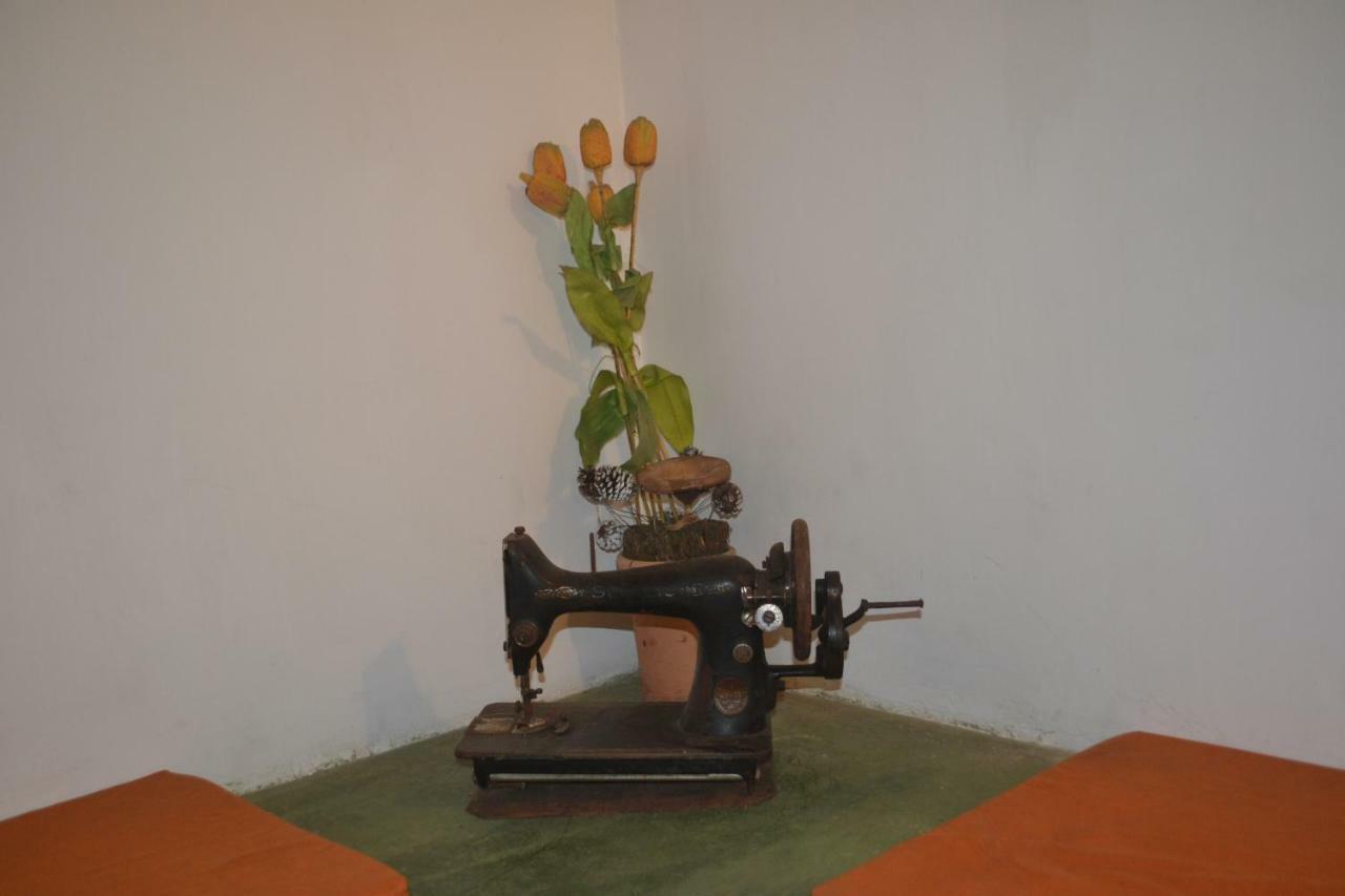 Banda Casa, Kandy Bagian luar foto