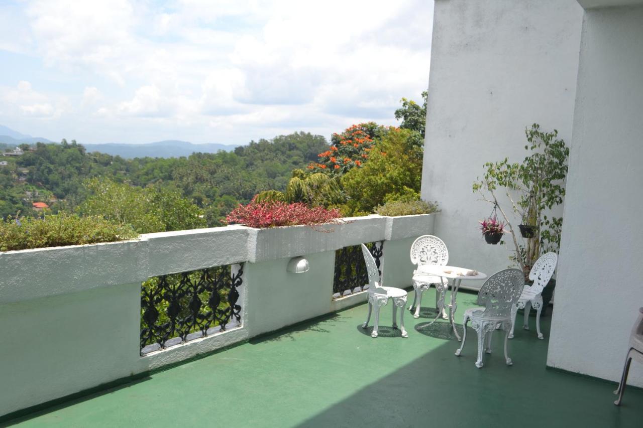 Banda Casa, Kandy Bagian luar foto
