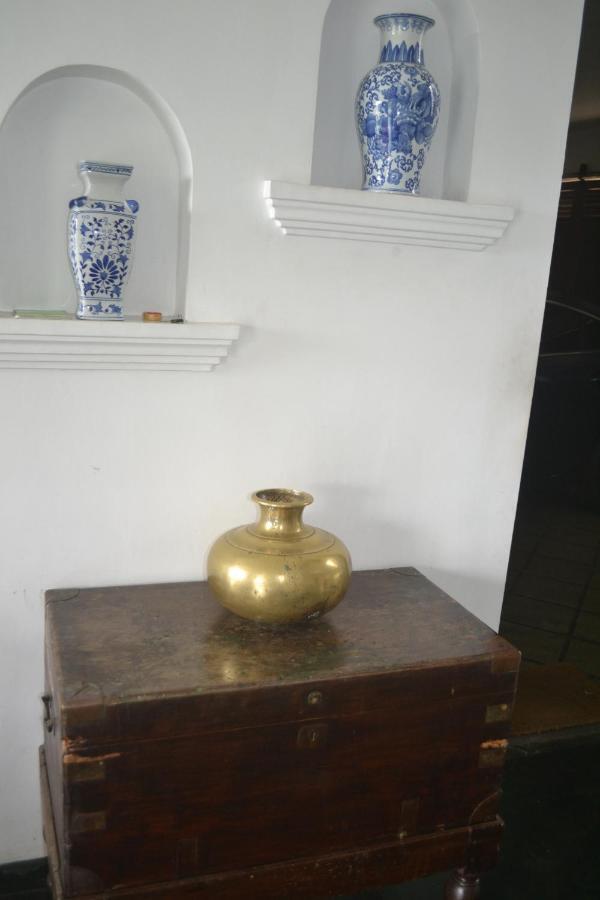 Banda Casa, Kandy Bagian luar foto